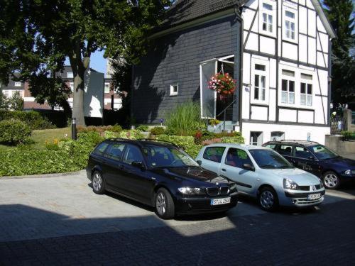 Hotel Theile Garni Gummersbach Bagian luar foto