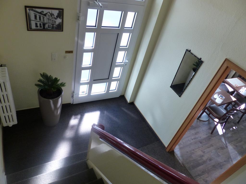 Hotel Theile Garni Gummersbach Bagian luar foto